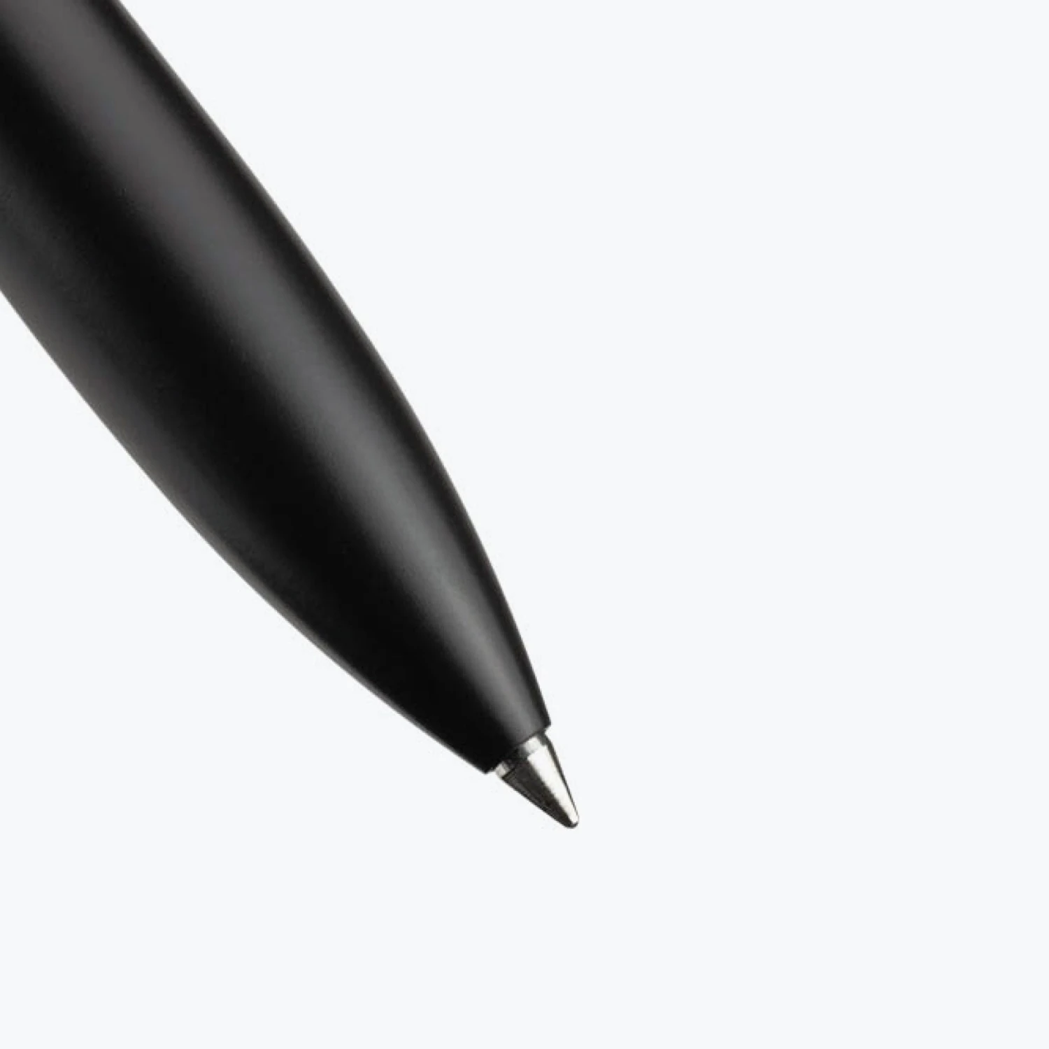 Ajoto-Rollerball-Pen-18.jpg Ajoto - Rollerball Pen - Stainless Steel - Carbon Black