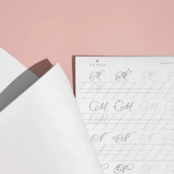 À L'aise - Calligraphy Workbook - Advance Calligraphy 3 À L'aise - Calligraphy Workbook - Advance Calligraphy