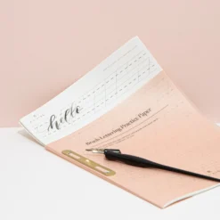 À L'aise - Calligraphy Workbook - Brush Lettering Calligraphy Workbooks