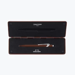 Caran D'Ache - Ballpoint Pen - 849 Bar - Caran D'Ache + LINE FRIENDS (Brown) Ballpoint Pens