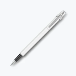 Fountain Pens Caran D'Ache - Fountain Pen - 849 Classic - White