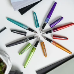 Fountain Pens Pilot - Fountain Pen - Metropolitan (MR3) - Orange (Flower)