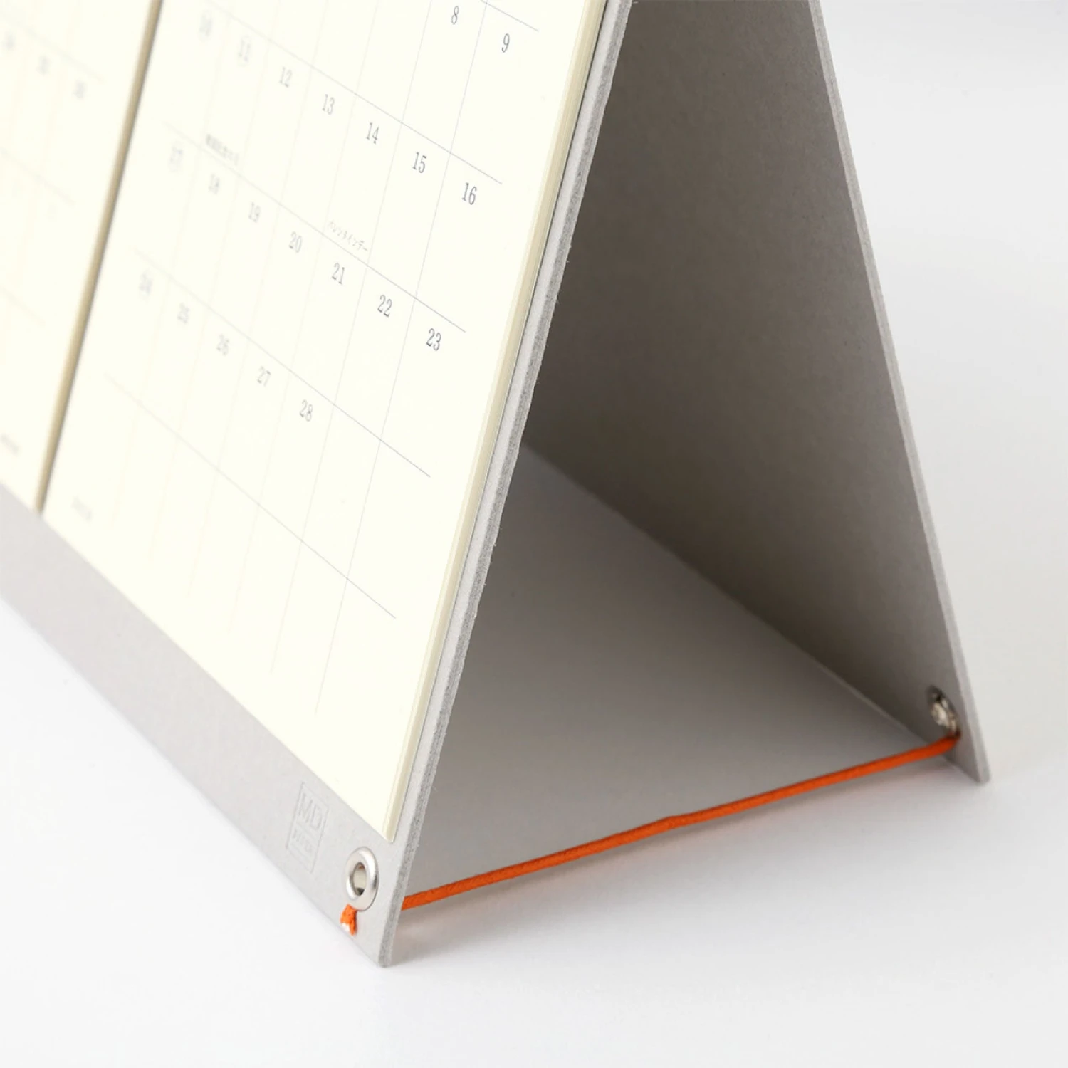 Midori-2022-Diary-MD-Calendar-11.jpg Midori - 2022 Calendar - MD Twin Diaries