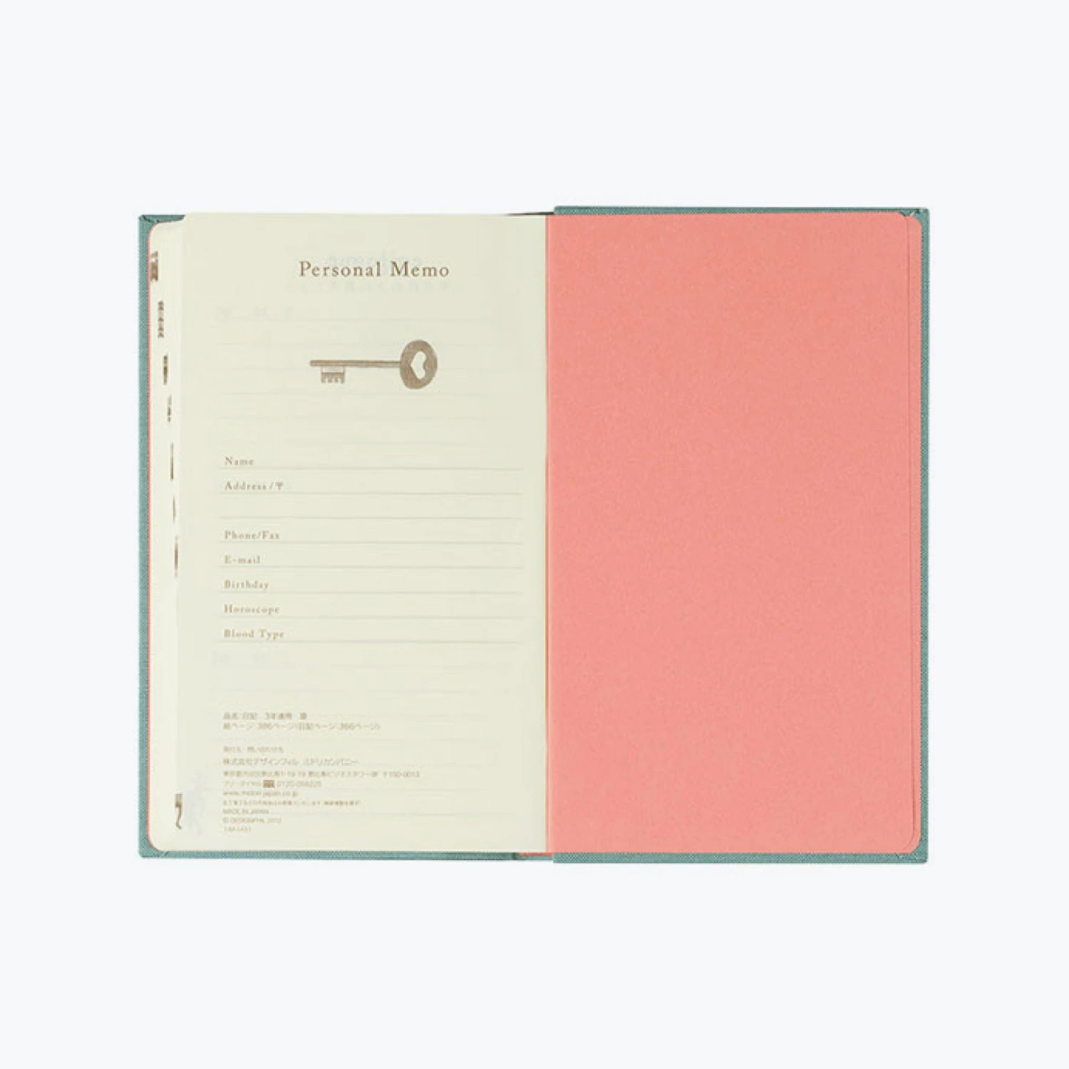 Midori-Daily-Journal-17.jpg Midori - Daily Journal - 3 Years - Blue Journals