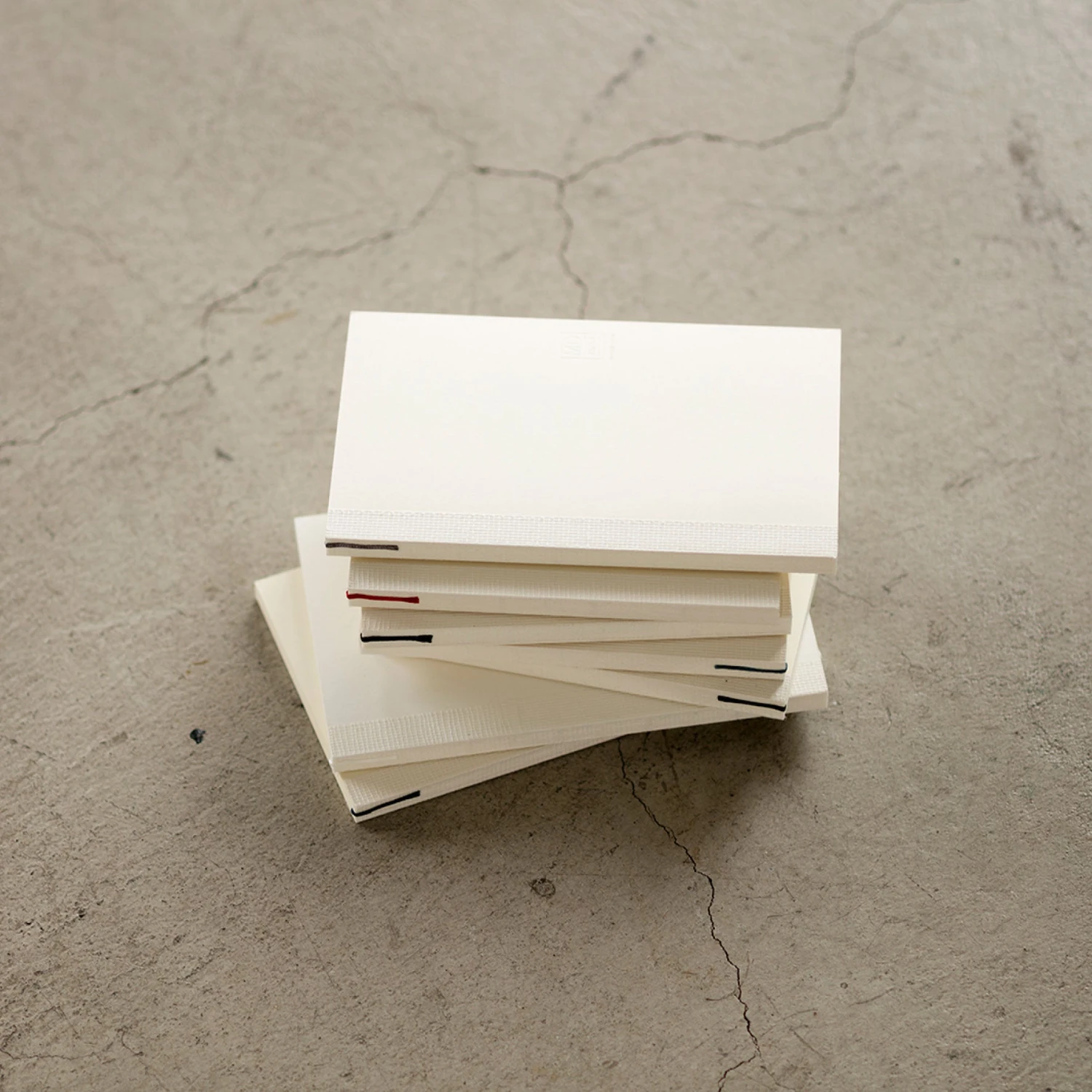 Midori-Notebook-MD-Paper-A5-11.jpg Midori - Notebook - MD Paper - A5 - Grid Notebooks