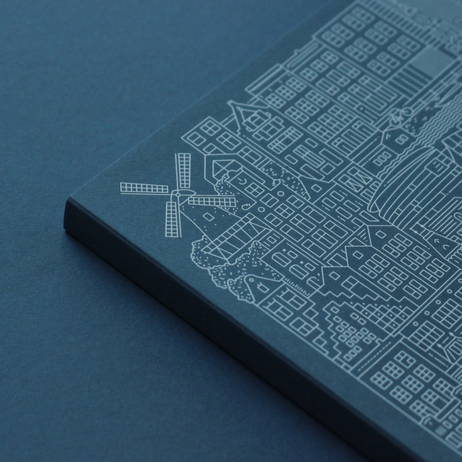 The-City-Works-Notebook-Amsterdam-3.jpg The City Works - Notebook - Amsterdam - A5 - Blue