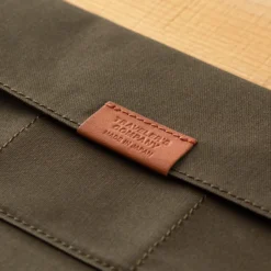 Traveler's Company - B-Sides & Rarities - Regular - Zipper Case - Olive New Arrivals