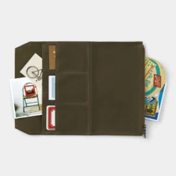 Traveler's Company - B-Sides & Rarities - Regular - Zipper Case - Olive New Arrivals