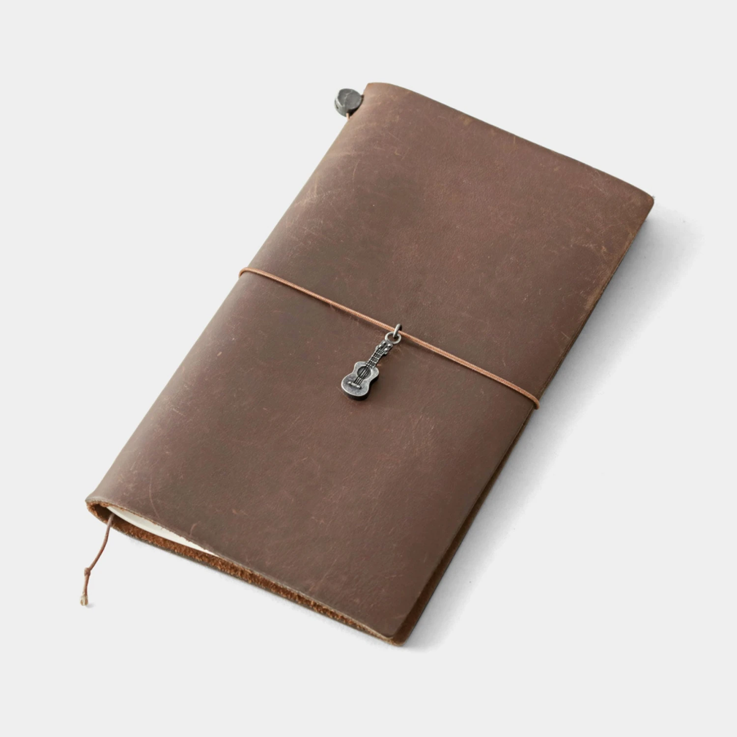 Traveler_s-Factory-Charm-Notebook-11.jpg Traveler's Company Traveler's Factory - Charm - Ukulele Traveler's Notebook