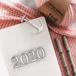 Page Anchor - Page Holder - Winter Platinum 4 Page Anchor - Page Holder - Winter Platinum